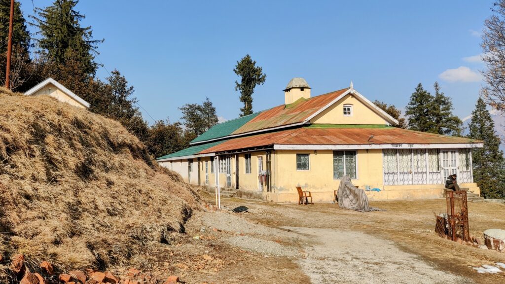 daranghati pwd rest house