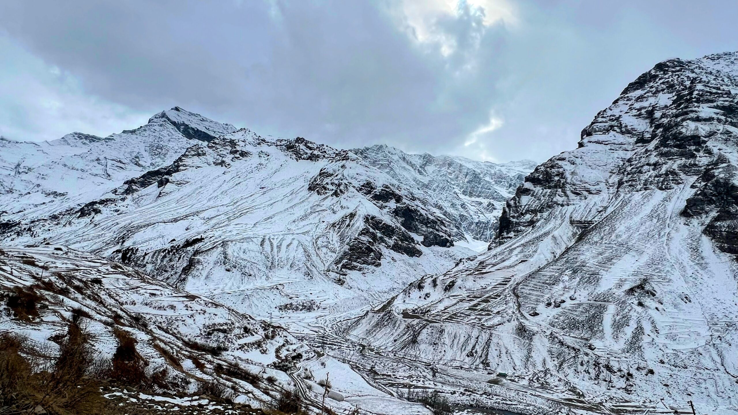 snow covered sissu lahaul inrahi films